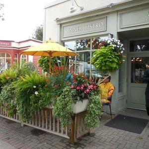 Meet your Posher, Monique